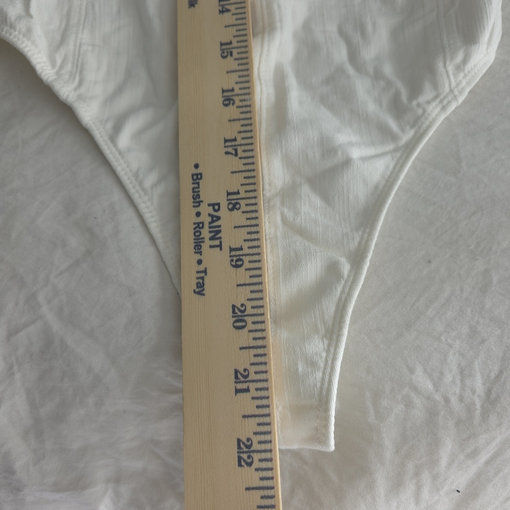 Free People NWOT Lola White Bodysuit L - Picture 8 of 9